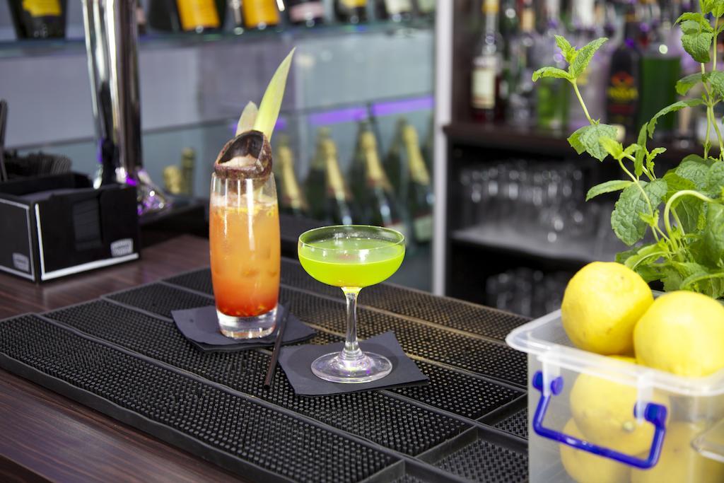 Carriages Telford Hotel Екстериор снимка